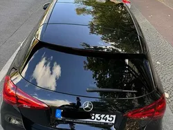 Schwarz Gebraucht 2023 Mercedes 180 Advanced Limousine | 29.999 €