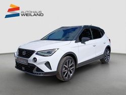 Nevada weiss metallic / dach magnetic grau metallic Gebraucht 2024 Seat Arona FR SUV | 22.900 € (Etwas zu teuer)