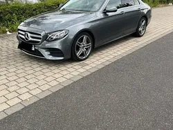 Grau Gebraucht 2020 Mercedes E300 AMG line Limousine | 33.500 € (Guter Preis)
