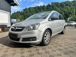 Argon silber/ice silver (m2) Gebraucht 2011 Opel Zafira Design Edition Van / Kleinbus | 1.950 € (Guter Preis)