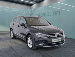 Schwarz Gebraucht 2020 VW Tiguan Highline SUV | 31.420 € (Fairer Preis)