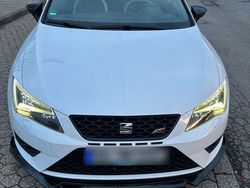 Weiß Gebraucht 2016 Cupra Leon Kombi | 17.990 € (Fairer Preis)