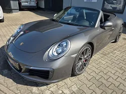 Grau Gebraucht 2018 Porsche 911 Carrera 4S Cabriolet Cabrio | 118.990 € (Guter Preis)