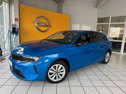 Blau Gebraucht 2023 Opel Astra Business Edition Limousine | 19.791 € (Guter Preis)