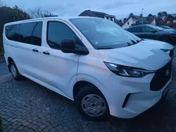 Weiß Gebraucht 2024 Ford Tourneo Custom Van / Kleinbus | 37.500 € (Guter Preis)