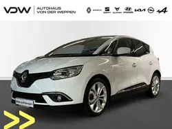 Weiß Gebraucht 2017 Renault Scénic IV Experience Van / Kleinbus | 10.990 € (Fairer Preis)