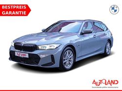 Grau Gebraucht 2022 BMW 330e M Sport Kombi | 33.890 € (Fairer Preis)