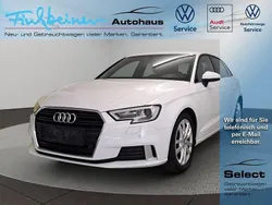 Ibisweiss, uni Gebraucht 2019 Audi A3 Sportback Sport Limousine | 19.690 € (Fairer Preis)