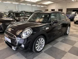 Schwarz Gebraucht 2019 Mini Cooper S Kleinwagen | 18.950 € (Fairer Preis)