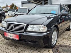 Schwarz Gebraucht 1998 Mercedes C200 Kombi | 3.690 € (Etwas zu teuer)