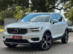 Weiß Gebraucht 2020 Volvo XC40 Inscription SUV | 26.999 € (Guter Preis)