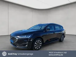 Schwarz Gebraucht 2023 Ford Focus Titanium Kombi | 19.920 € (Guter Preis)