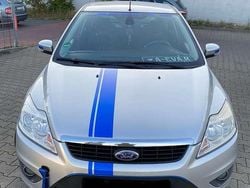Gebraucht 2010 Ford Focus Ghia Kombi | 2.200 € (Superpreis)