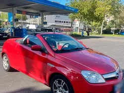 Rot Gebraucht 2006 Opel Tigra Cabrio | 1.650 € (Superpreis)