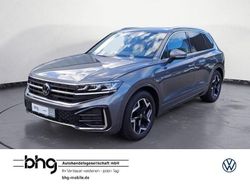 Grau Gebraucht 2025 VW Touareg R-line SUV | 59.950 € (Superpreis)