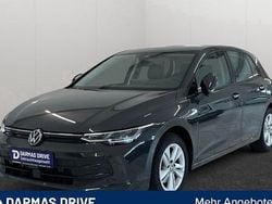 Grau Gebraucht 2024 VW Golf VIII Life Limousine | 22.990 € (Guter Preis)