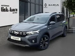 Grau Gebraucht 2024 Dacia Jogger Expression Van / Kleinbus | 28.379 € (Etwas zu teuer)