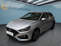 Silber Gebraucht 2023 Hyundai i30 Limousine | 22.449 € (Etwas zu teuer)