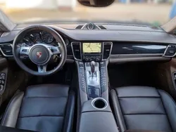 Grau Gebraucht 2012 Porsche Panamera Turbo S Limousine | 41.500 € (Etwas zu teuer)