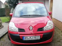 Rot Gebraucht 2011 Renault Modus Dynamique Van / Kleinbus | 2.199 € (Guter Preis)