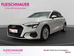 Weiss Gebraucht 2023 Audi A3 Sportback e-tron Basis Limousine | 25.990 € (Fairer Preis)