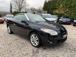 Schwarz Gebraucht 2011 Renault Mégane Cabriolet Luxe Cabrio | 5.999 € (Etwas zu teuer)