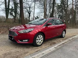Rot Gebraucht 2017 Ford Focus Titanium Limousine | 9.499 € (Teuer)