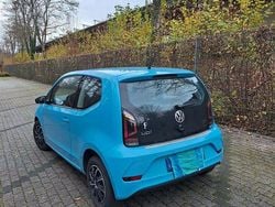 Blau Gebraucht 2017 VW up! take up! Kleinwagen | 7.950 € (Fairer Preis)
