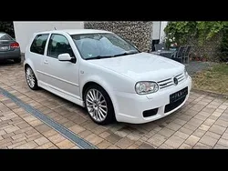 Weiß Gebraucht 2002 VW Golf IV R Kleinwagen | 16.000 €