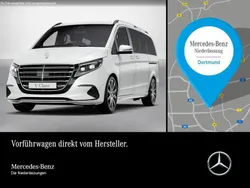 Weiß Gebraucht 2024 Mercedes V300 Exclusive Van / Kleinbus | 102.979 €