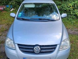 Grau Gebraucht 2006 VW Fox Kleinwagen | 1.200 € (Fairer Preis)