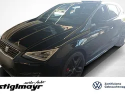 Midnight schwarz metallic Gebraucht 2023 Seat Ibiza Black Edition Limousine | 22.470 € (Fairer Preis)