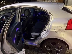 Silber Gebraucht 2011 Kia Rio Kleinwagen | 3.800 € (Teuer)