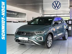 Blau Gebraucht 2024 VW T-Roc Goal SUV | 33.880 € (Etwas zu teuer)