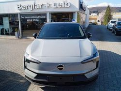 Vapour grey Gebraucht 2025 Volvo EX30 Ultra SUV | 41.890 € (Fairer Preis)