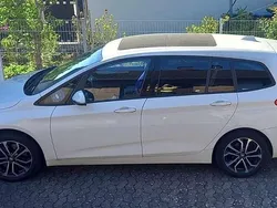 Weiß Gebraucht 2019 BMW 218 Gran Tourer Advantage Van / Kleinbus | 17.200 € (Etwas zu teuer)