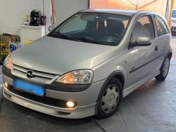 Silber Gebraucht 2002 Opel Corsa Sport Limousine | 350 € (Superpreis)