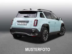 Hautsdefrancegrün + dach bl Neu 2025 Renault 4 E-Tech Iconic SUV | 38.839 € (Etwas zu teuer)