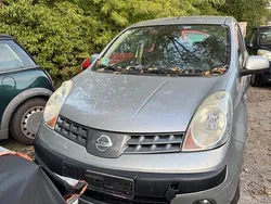 Grau Gebraucht 2005 Nissan Note Van / Kleinbus | 750 € (Fairer Preis)