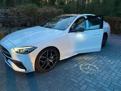 Weiß Gebraucht 2022 Mercedes C300 AMG line Limousine | 47.500 €