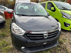 Grau Gebraucht 2016 Dacia Lodgy Basis Van / Kleinbus | 5.100 € (Teuer)