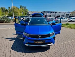 Blau Gebraucht 2023 Opel Grandland X SUV | 24.950 € (Guter Preis)