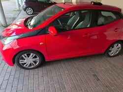 Rot Gebraucht 2014 Toyota Aygo X-play Kleinwagen | 5.950 € (Guter Preis)