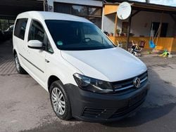 Weiß Gebraucht 2018 VW Caddy Trendline Van / Kleinbus | 8.999 € (Guter Preis)