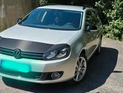 Silber Gebraucht 2011 VW Golf VI Style Kombi | 10.500 €