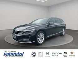 Schwarz Gebraucht 2023 VW Passat Elegance Kombi | 33.860 € (Teuer)