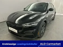 Rot(metallic) Gebraucht 2022 Ford Mustang Mach-E Premium SUV | 45.995 €
