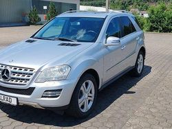 Silber Gebraucht 2011 Mercedes ML350 SUV | 10.490 € (Fairer Preis)