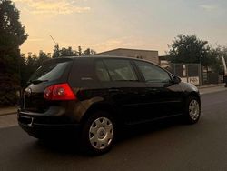 Schwarz Gebraucht 2006 VW Golf V Kleinwagen | 1.899 € (Guter Preis)