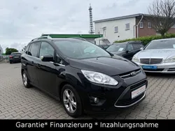 Schwarz Gebraucht 2012 Ford Grand C-Max Champions Edition Van / Kleinbus | 5.900 € (Fairer Preis)